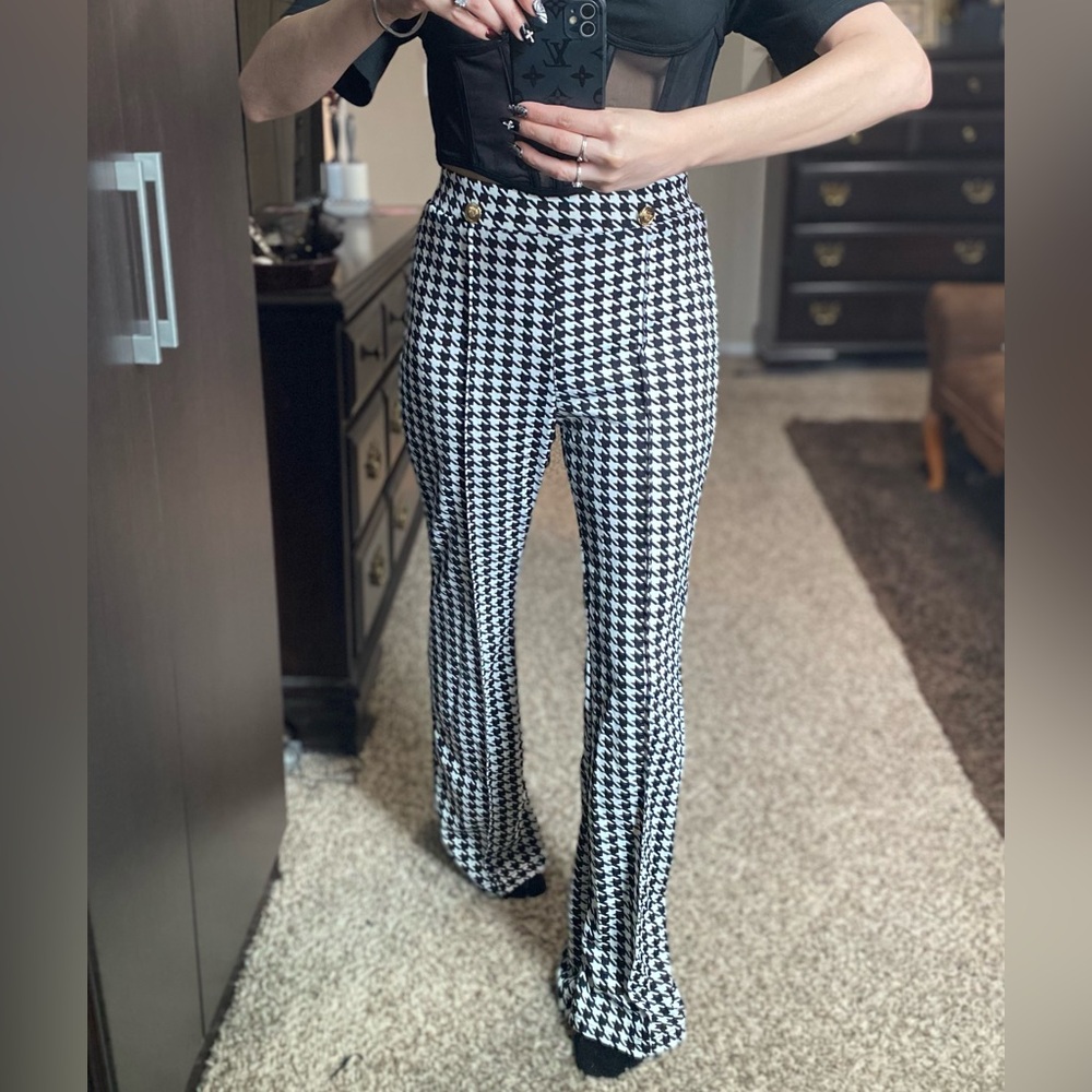 Shein black and white houndstooth straight fit pants S